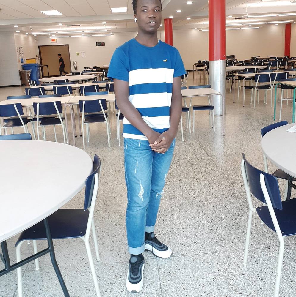 Meet your Posher, Guy charles